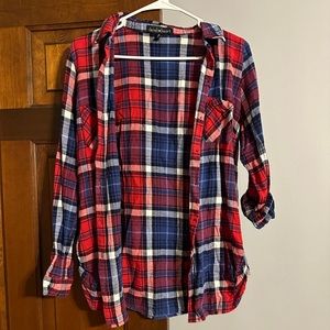 Women’s size medium flannel!